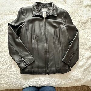 Covington Women’s Black Leather Jacket Classic Zip-Up Style Size L